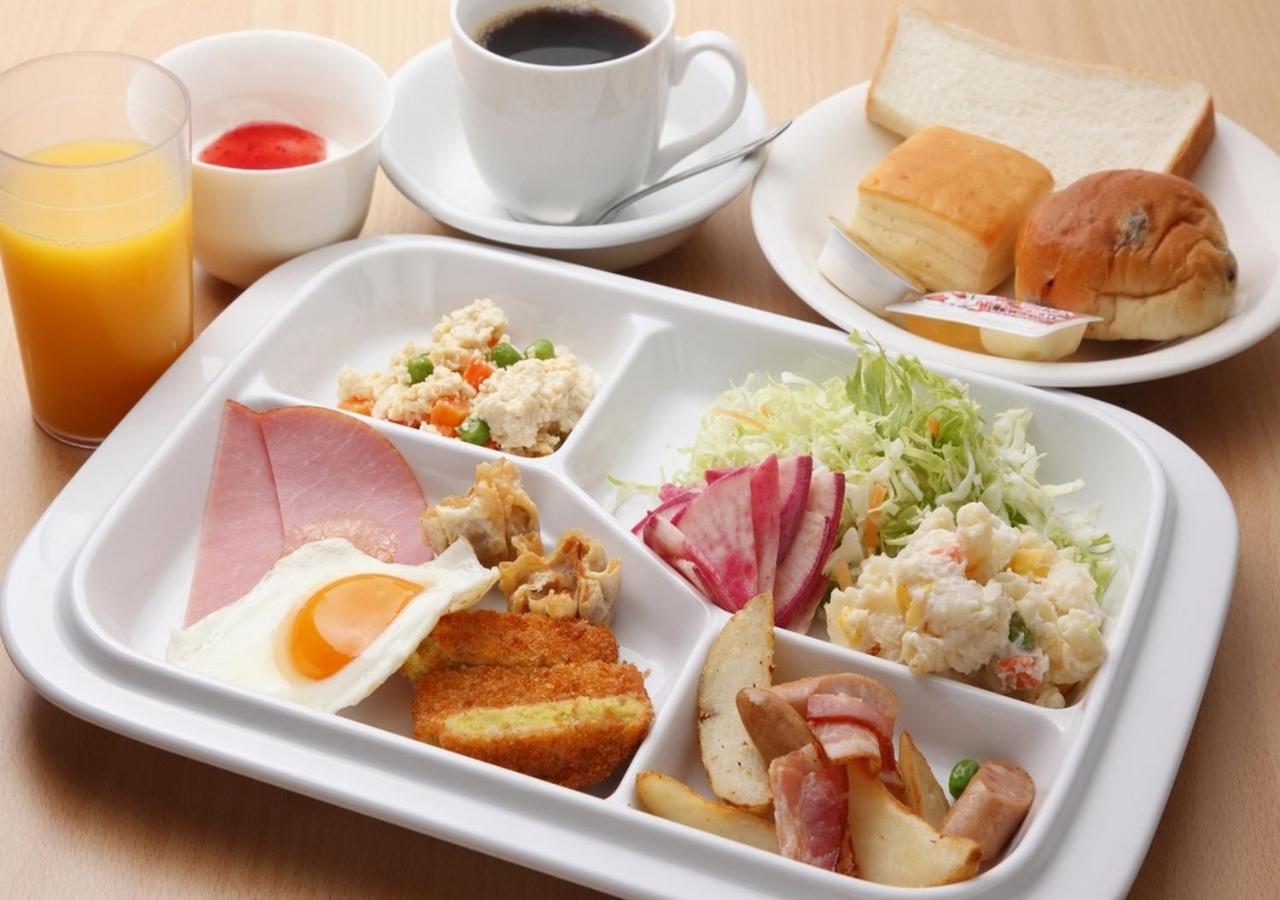 Apa Hotel Aomori Eki Kenchodori Екстериор снимка